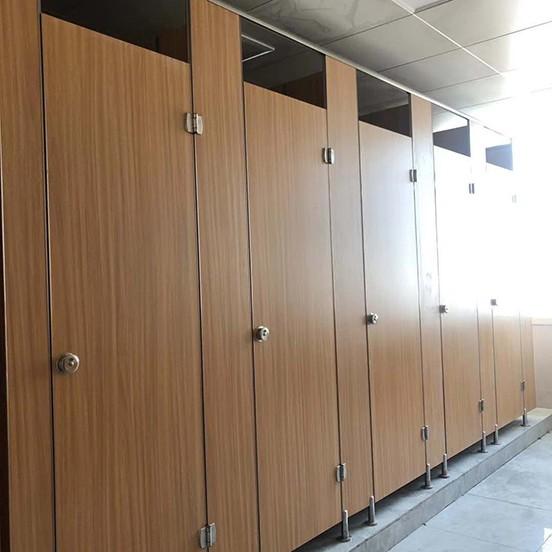 隔断展示,临沂公共卫生间隔断厂家